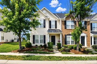 4913 Sunburst Lane, Charlotte, NC 28213