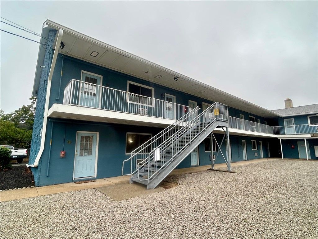 94 Cowesett Avenue 8, West Warwick, RI 02893