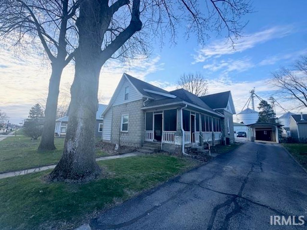 395 E main Street, Russiaville, IN 46979