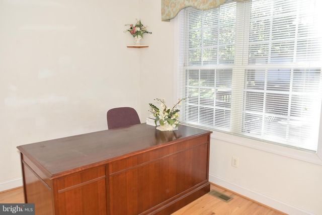 12511 ROCHESTER DR, Fairfax, VA 22030