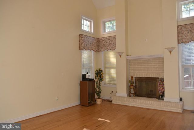 12511 ROCHESTER DR, Fairfax, VA 22030