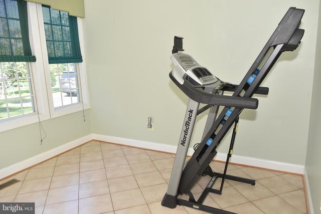 12511 ROCHESTER DR, Fairfax, VA 22030