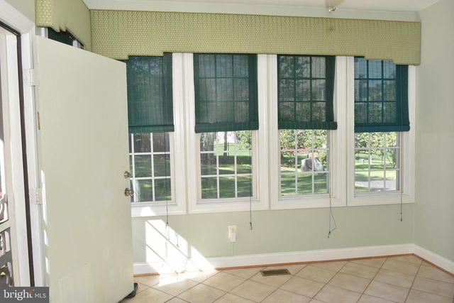 12511 ROCHESTER DR, Fairfax, VA 22030