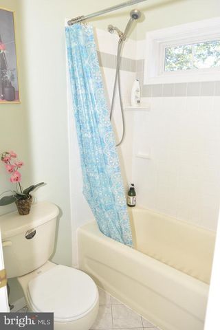 12511 ROCHESTER DR, Fairfax, VA 22030