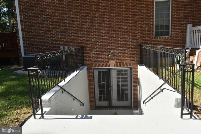 12511 ROCHESTER DR, Fairfax, VA 22030