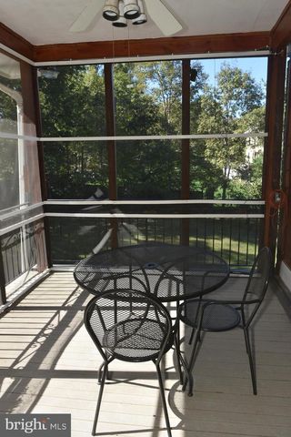 12511 ROCHESTER DR, Fairfax, VA 22030