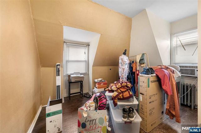 70 N Essex Avenue, Orange, NJ 07050