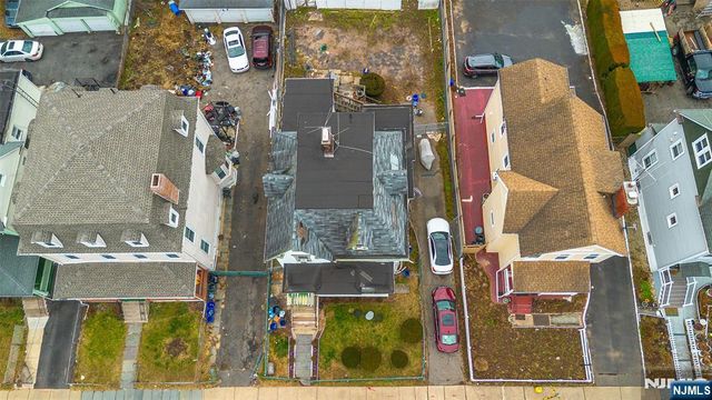 70 N Essex Avenue, Orange, NJ 07050