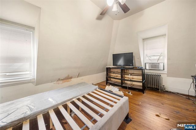 70 N Essex Avenue, Orange, NJ 07050