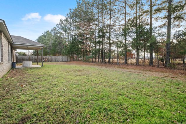 1614 Lil Larry Drive, Cabot, AR 72023