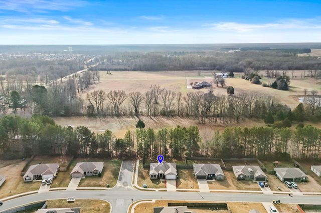 1614 Lil Larry Drive, Cabot, AR 72023