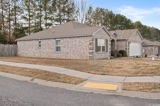 1614 Lil Larry Drive, Cabot, AR 72023