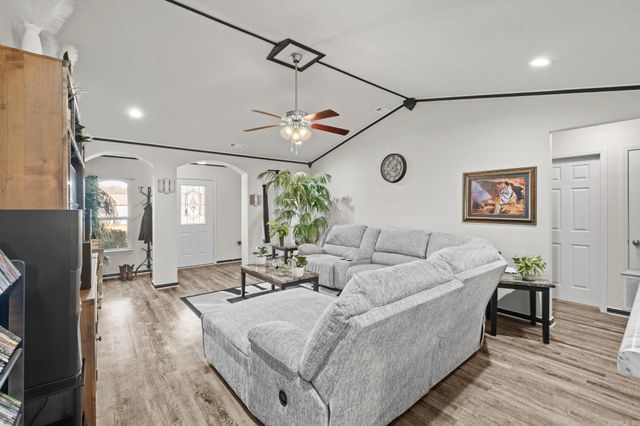 1614 Lil Larry Drive, Cabot, AR 72023