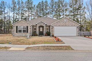 1614 Lil Larry Drive, Cabot, AR 72023