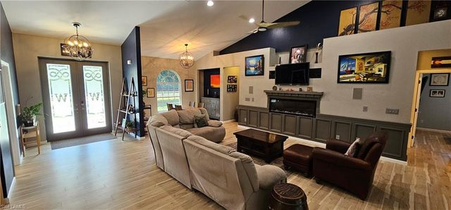 20101 Huffmaster RD, North Fort Myers, FL 33917
