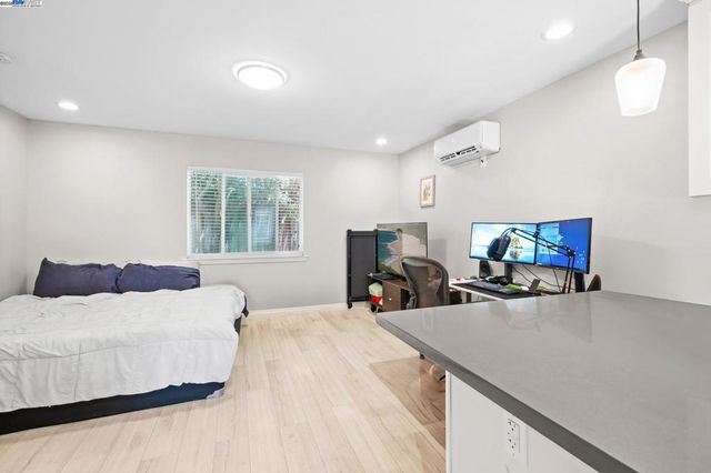 4996 Eberly Dr, San Jose, CA 95111