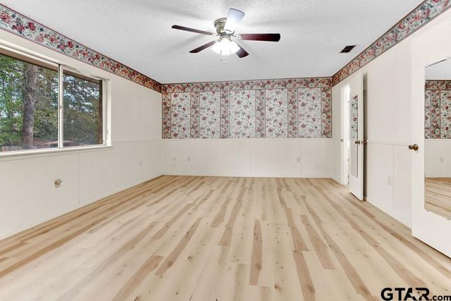 307 Easy Dr., Hideaway, TX 75771