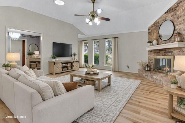 307 Easy Dr., Hideaway, TX 75771