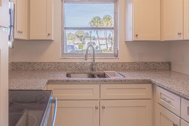 363 S MCMULLEN BOOTH ROAD 107, Clearwater, FL 33759