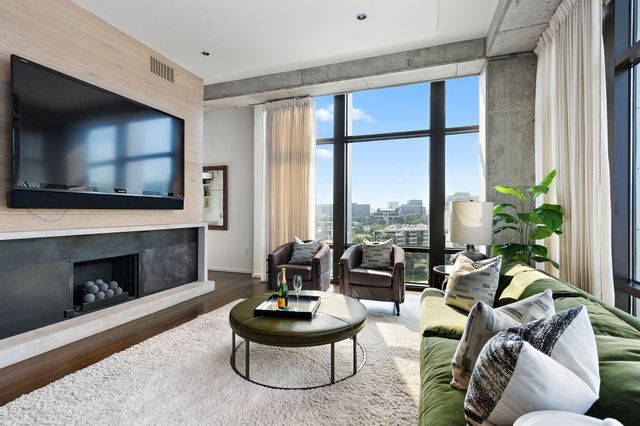 700 12th Ave S Unit 1101, Nashville, TN 37203