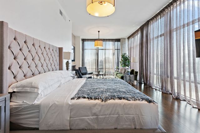 700 12th Ave S Unit 1101, Nashville, TN 37203