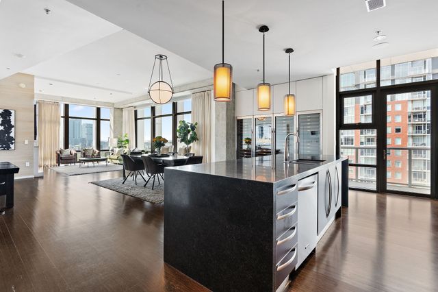 700 12th Ave S Unit 1101, Nashville, TN 37203