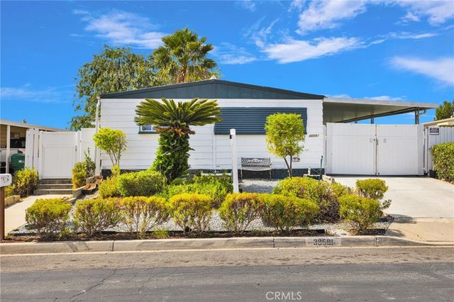 38591 Via Escarlata, Murrieta, CA 92563