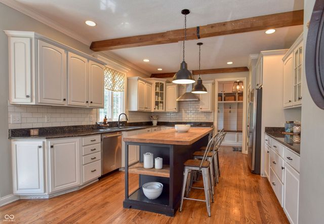 9928 Wading Crane Avenue, Mccordsville, IN 46055