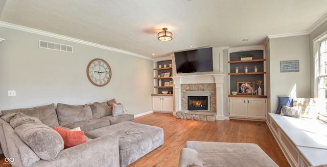 9928 Wading Crane Avenue, Mccordsville, IN 46055