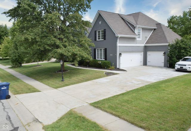 9928 Wading Crane Avenue, Mccordsville, IN 46055