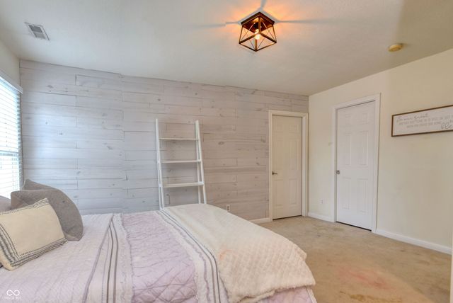 9928 Wading Crane Avenue, Mccordsville, IN 46055