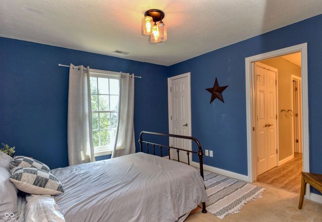 9928 Wading Crane Avenue, Mccordsville, IN 46055