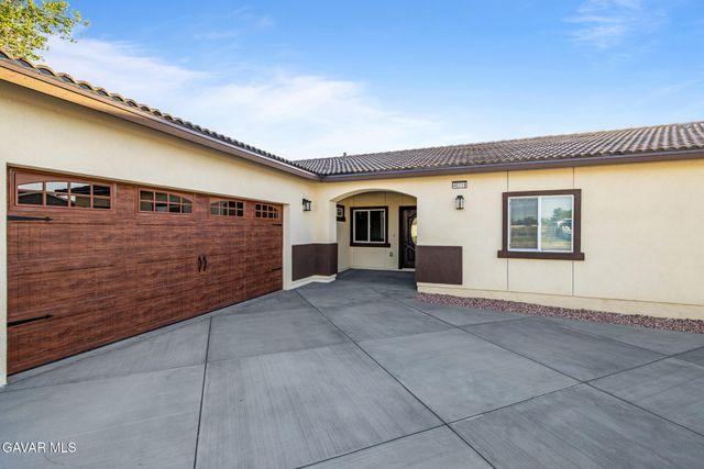 40719 E 171st Street, Lake Los Angeles, CA 93535