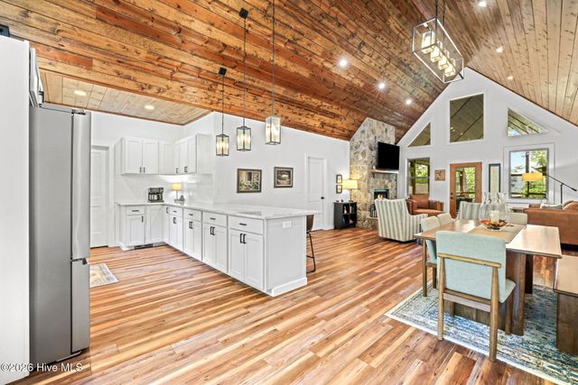 118 Kareny Drive, Topton, NC 28781