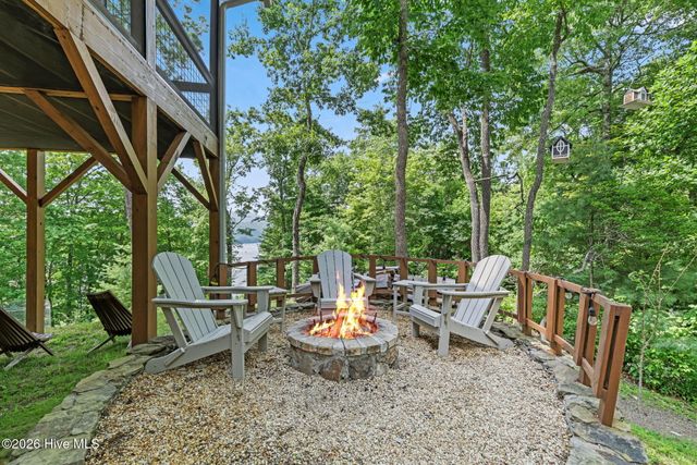 118 Kareny Drive, Topton, NC 28781
