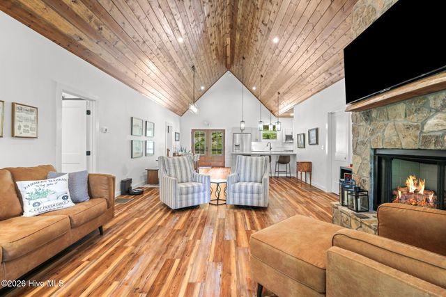 118 Kareny Drive, Topton, NC 28781