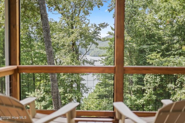 118 Kareny Drive, Topton, NC 28781