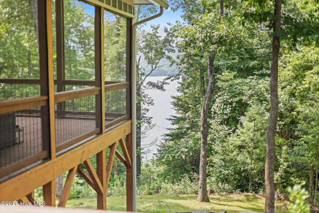 118 Kareny Drive, Topton, NC 28781