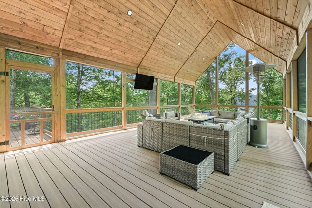 118 Kareny Drive, Topton, NC 28781