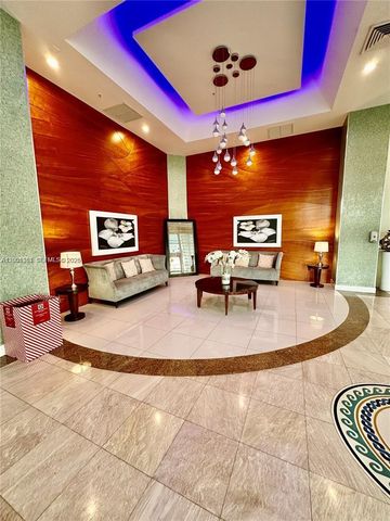 6301 Collins Ave 2008, Miami Beach, FL 33141