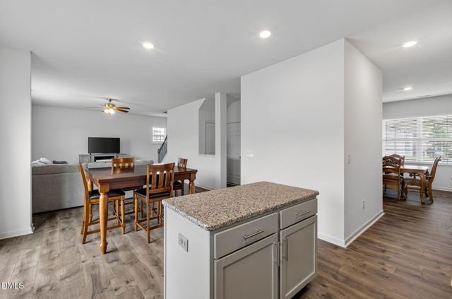 19 Rockwater Way, Zebulon, NC 27597