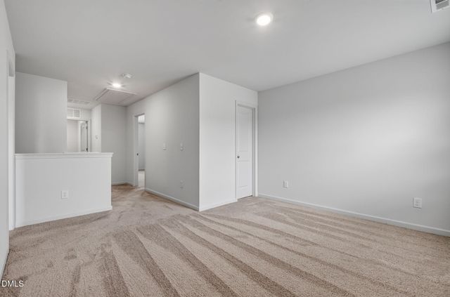 19 Rockwater Way, Zebulon, NC 27597
