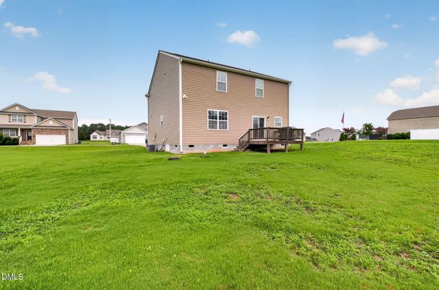 19 Rockwater Way, Zebulon, NC 27597