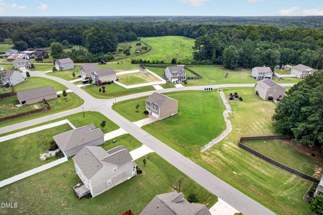 19 Rockwater Way, Zebulon, NC 27597