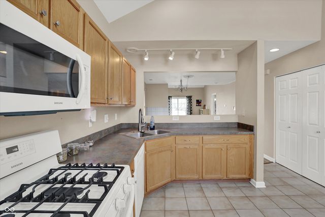 12791 Brewton Street, Fishers, IN 46038