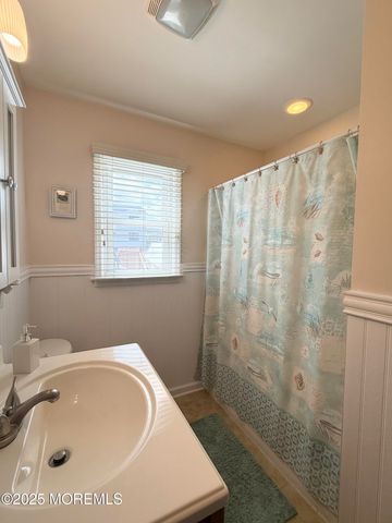 138 10th Avenue, Seaside Park, NJ 08752