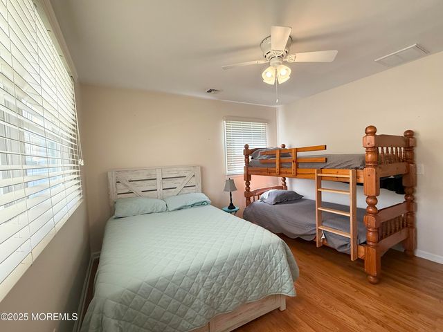 138 10th Avenue, Seaside Park, NJ 08752