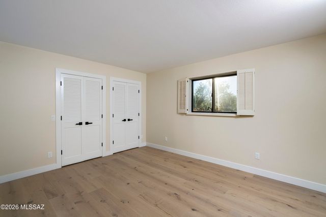 575 W Valoro Drive, Oro Valley, AZ 85737