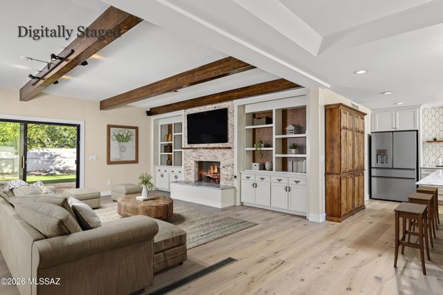 575 W Valoro Drive, Oro Valley, AZ 85737