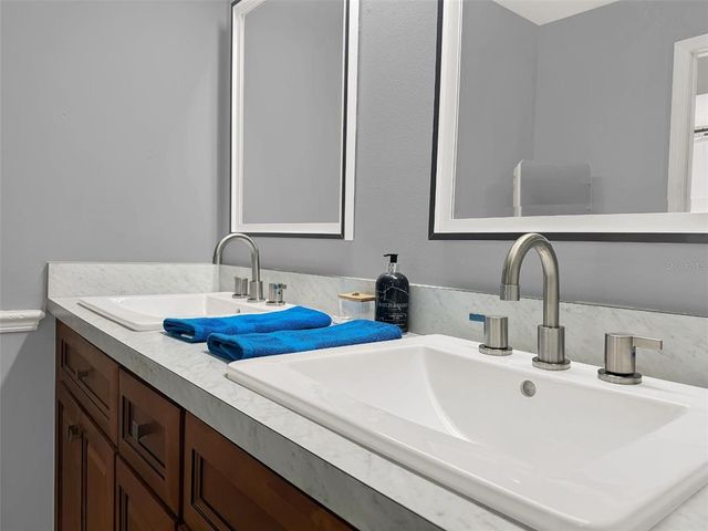 1849 KINGS POINT BOULEVARD, Kissimmee, FL 34744